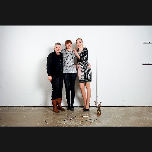Von links: ich , Anne Schulze und Modell Jascha nach vollbrachtem Fotoshooting